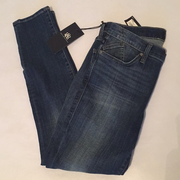 Rock & Republic Denim - 🆕 Rock & Republic Midrise Skinny Jeans
